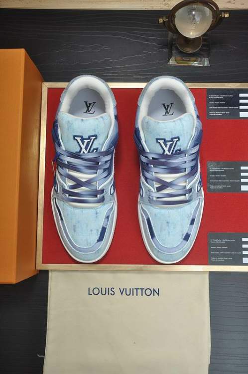 Picture of Louis Vuitton Shoes _SKULVsz35-4039-46hnh061516298